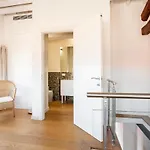 Wave's Glass Industrial Loft In Old Murano Appartement Venetië